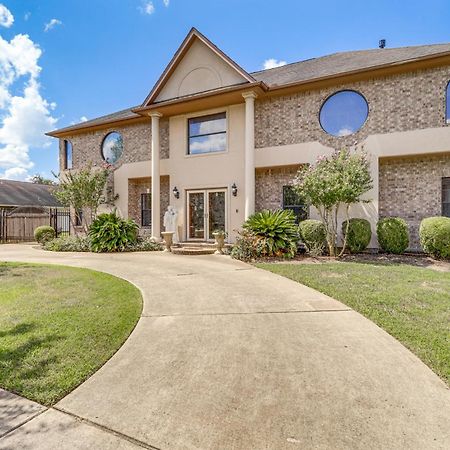 Elegant Houston Home With Gazebo And Game Room! Kültér fotó