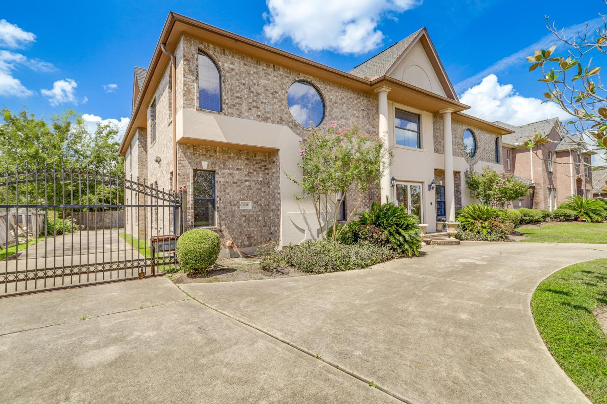 Elegant Houston Home With Gazebo And Game Room! Kültér fotó